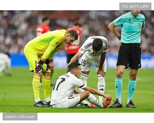 卡瓦哈尔欧冠右路再显神威，助力皇马稳固防线