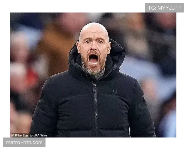 滕哈赫战术革新提升球队灵活性，助力表现强势崛起