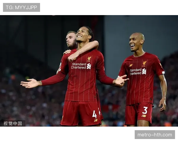 范戴克对位梅西、莱万等顶级前锋的防守表现解析 范戴克对位梅西、莱万等顶级前锋的防守表现解析