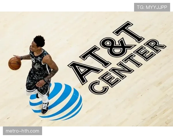 特雷·杨突破频繁拉开队友投篮空间提升进攻效率